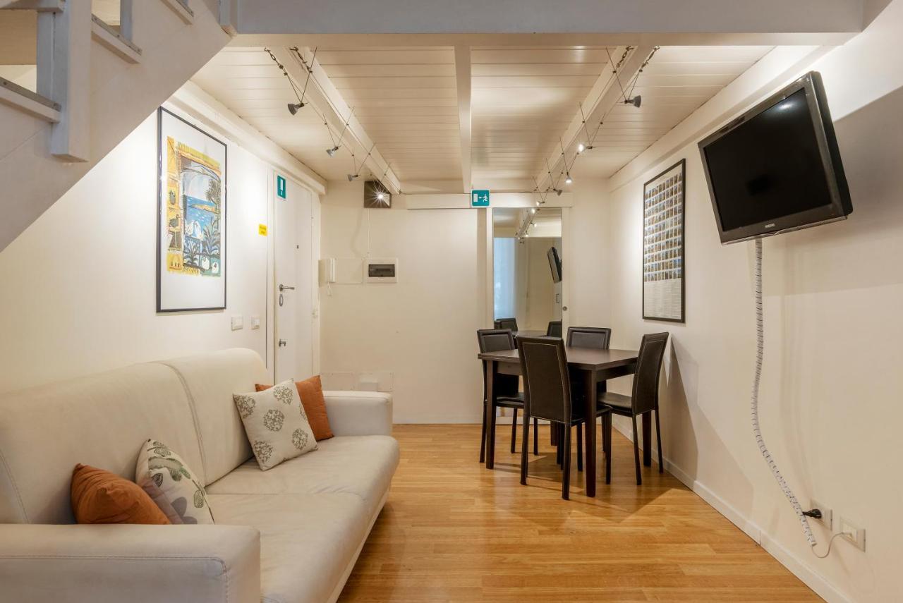 Parlamento Modern Apartment Rome Exterior photo