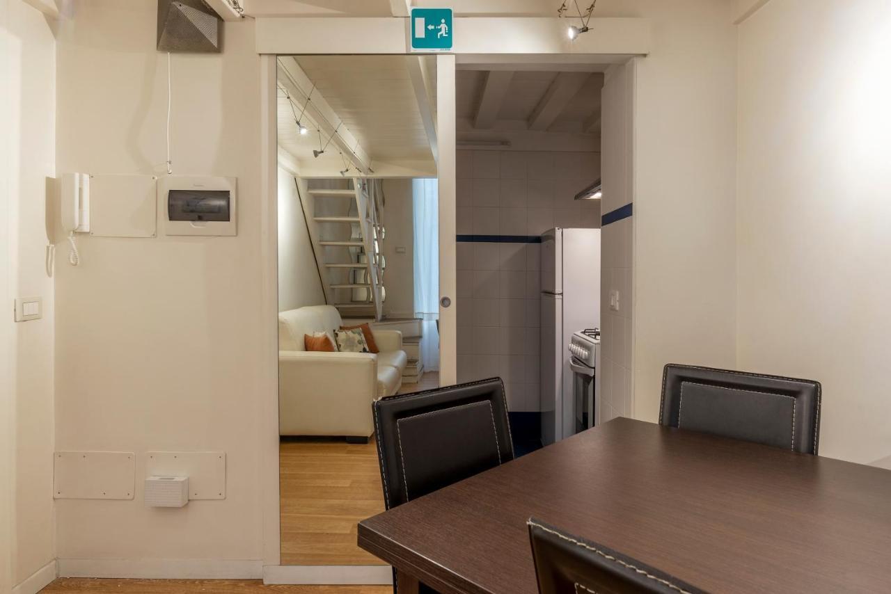 Parlamento Modern Apartment Rome Exterior photo